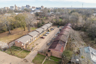 Willow Street Apartments in Jackson, MS - Building Photo - Building Photo