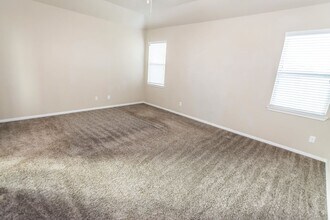 18011 Oliveria Way in Houston, TX - Building Photo - Building Photo