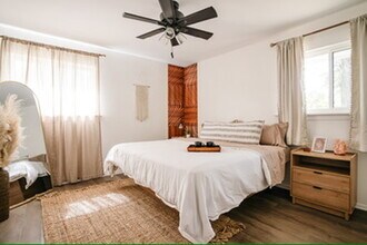 3513 Merrill Pl in Charlotte, NC - Building Photo - Building Photo