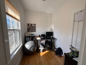 186 Arborway, Unit 3 in Boston, MA - Building Photo - Building Photo