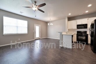 786 SW 13th St in Moore, OK - Building Photo - Building Photo