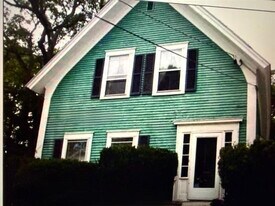 44 Messer St in Laconia, NH - Building Photo