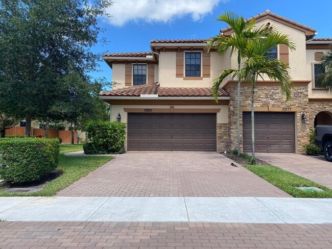 property at 10283 Wellington Parc Dr