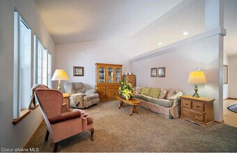 5901 St Croix Dr in Coeur d'Alene, ID - Building Photo - Building Photo