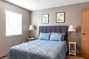 Scioto Commons in Dublin, OH - Building Photo