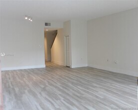 2600 Cardena St-Unit -7 in Coral Gables, FL - Building Photo - Building Photo