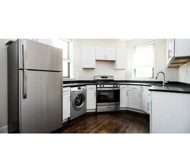 3845 N Greenview Ave in Chicago, IL - Foto de edificio - Building Photo