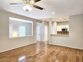 2211 Runnels St in Houston, TX - Building Photo - Building Photo