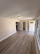 1510 W Powhatan Ave in Tampa, FL - Building Photo - Building Photo