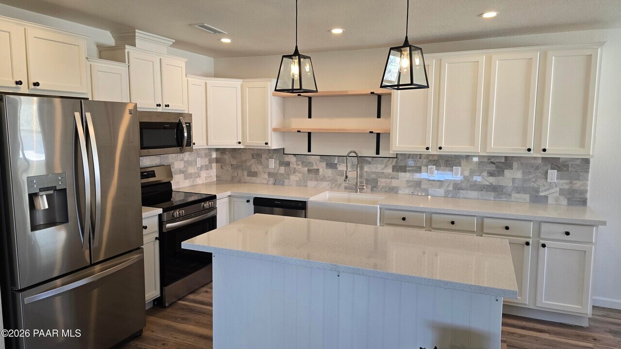 4840 N Agua Fria Dr in Prescott Valley, AZ - Building Photo