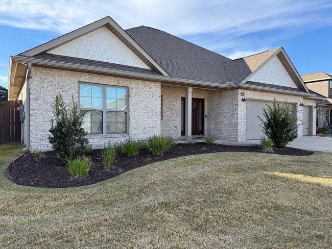 6124 Cherry Hill Cir in Milton, FL - Building Photo - Building Photo