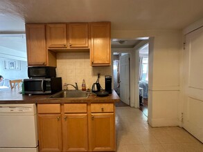 226 Summer St, Unit 2L in Somerville, MA - Building Photo - Building Photo