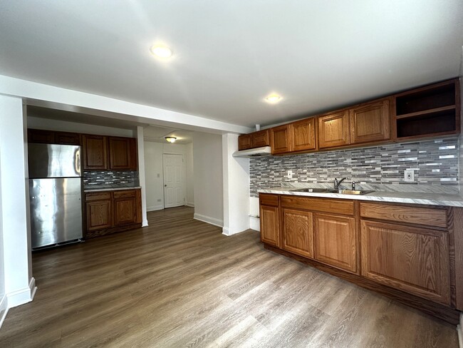 3238 N Leclaire Ave in Chicago, IL - Building Photo - Building Photo