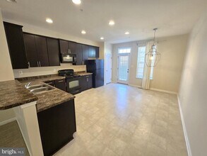 705 S Macon St. in Baltimore, MD - Building Photo - Building Photo