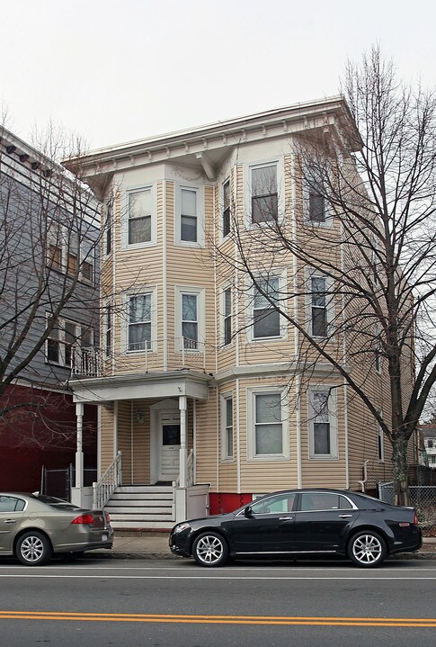 1003 Dorchester Ave in Boston, MA - Foto de edificio