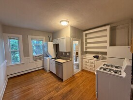150 5th St in Cambridge, MA - Building Photo