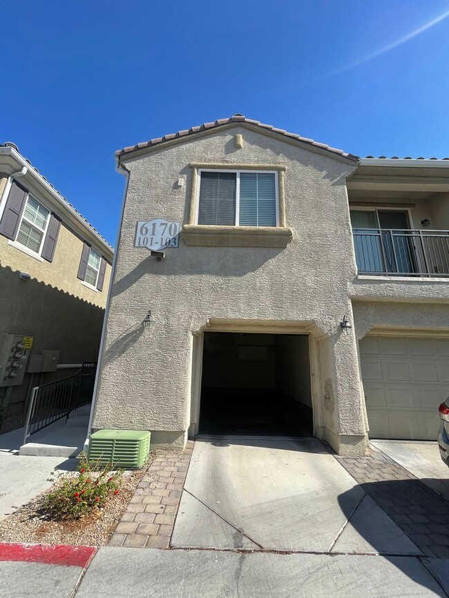 6170 Calm Breeze Ave in Las Vegas, NV - Building Photo - Building Photo