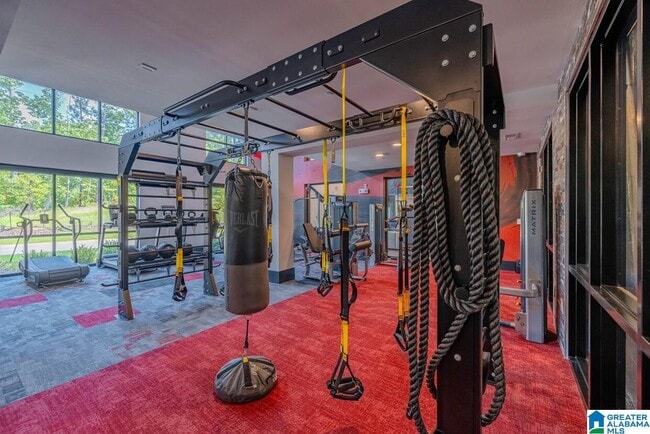 3560 Grandview Pkwy in Birmingham, AL - Building Photo - Building Photo