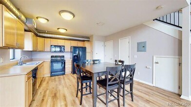 2033 W 30th Ave in Denver, CO - Foto de edificio - Building Photo