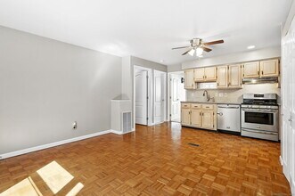 7 Dean St in Danbury, CT - Building Photo - Building Photo