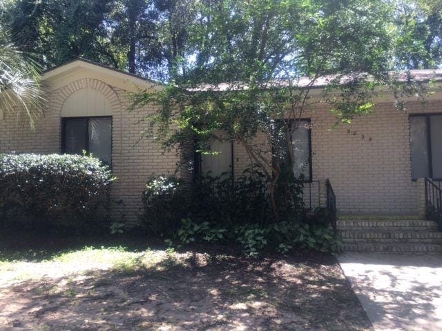 property at 2025 Pat's Pl