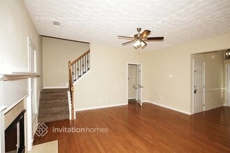 721 Mountain Laurel Dr in Canton, GA - Building Photo - Building Photo