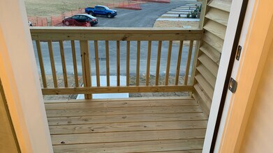 Room in Townhome on Summer Violet Ln in Raleigh, NC - Building Photo - Building Photo