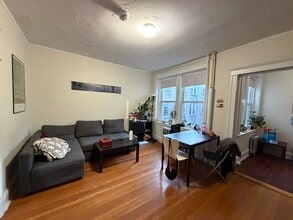 463 Commonwealth Ave in Boston, MA - Foto de edificio - Building Photo