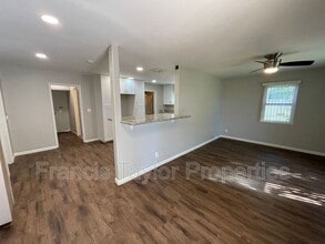 218 W 8th Ave in Escondido, CA - Building Photo - Building Photo