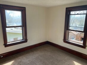 1368 Moore St in Akron, OH - Building Photo - Building Photo