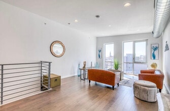 1625 N 7th St, Unit 3 in Philadelphia, PA - Foto de edificio - Building Photo
