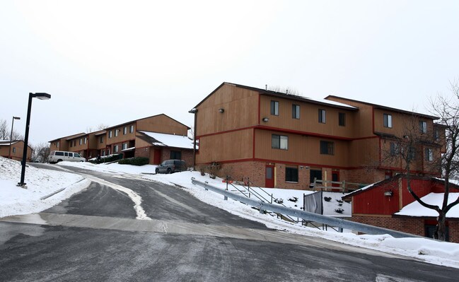 Benderson Heights in Syracuse, NY - Foto de edificio - Building Photo