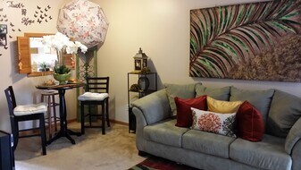 550 Courtwood Ln, Unit #2 in Hendersonville, NC - Building Photo