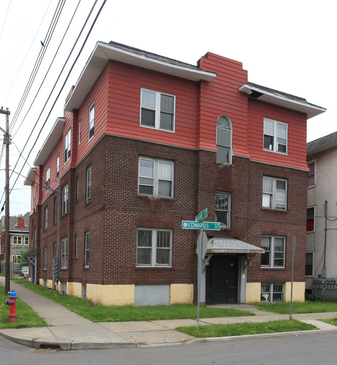 32 Edwards St in Binghamton, NY - Building Photo