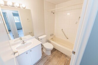 Midtowne Apartments in Prince George, BC - Building Photo - Building Photo