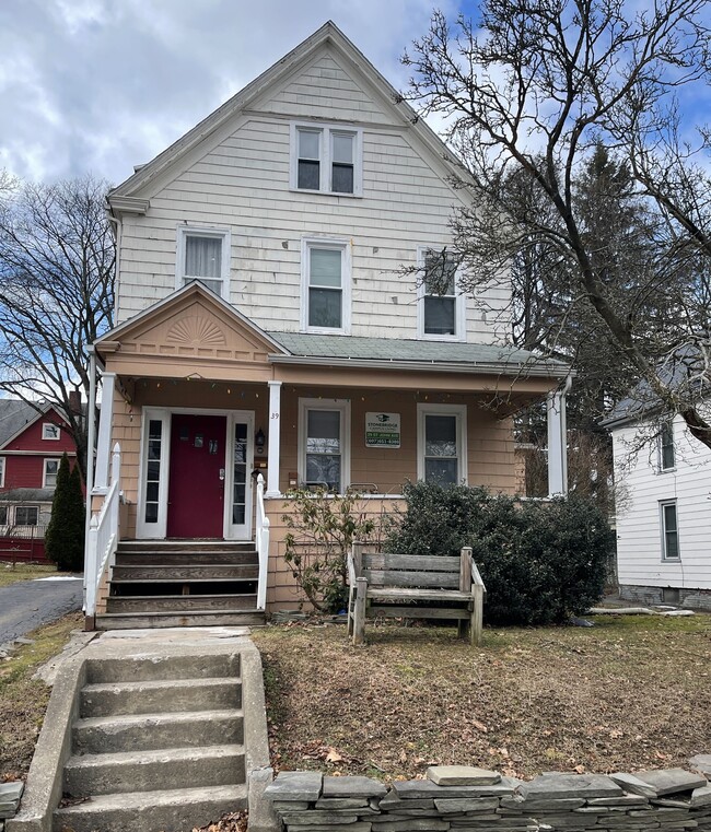 39 Saint John Ave | Rentals in Binghamton, NY