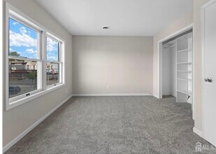 284 Silzer St in Perth Amboy, NJ - Building Photo - Building Photo