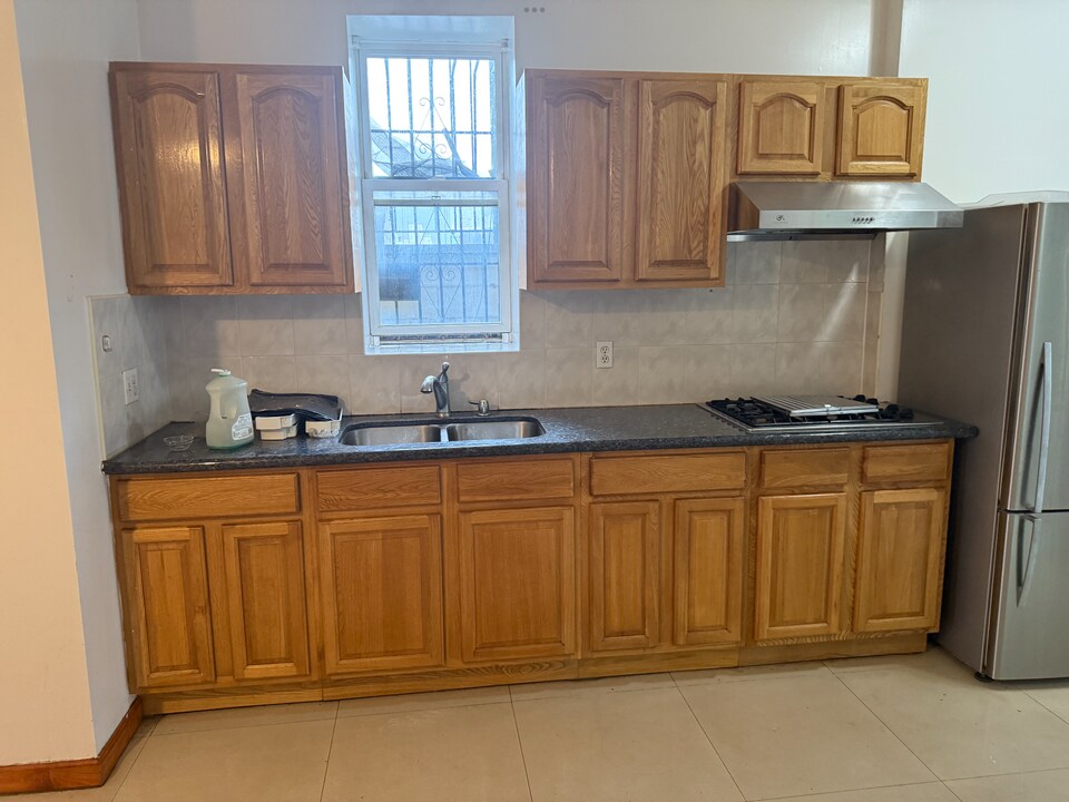 2108 Flatbush Ave, Unit 2nd floor in Brooklyn, NY - Foto de edificio