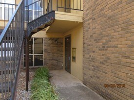 6552 N Meridian Ave in Oklahoma City, OK - Building Photo