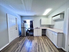 538 Washington Palm Loop in Davenport, FL - Foto de edificio - Building Photo