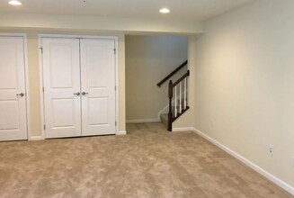 938 Bell Dr in Wexford, PA - Building Photo - Building Photo