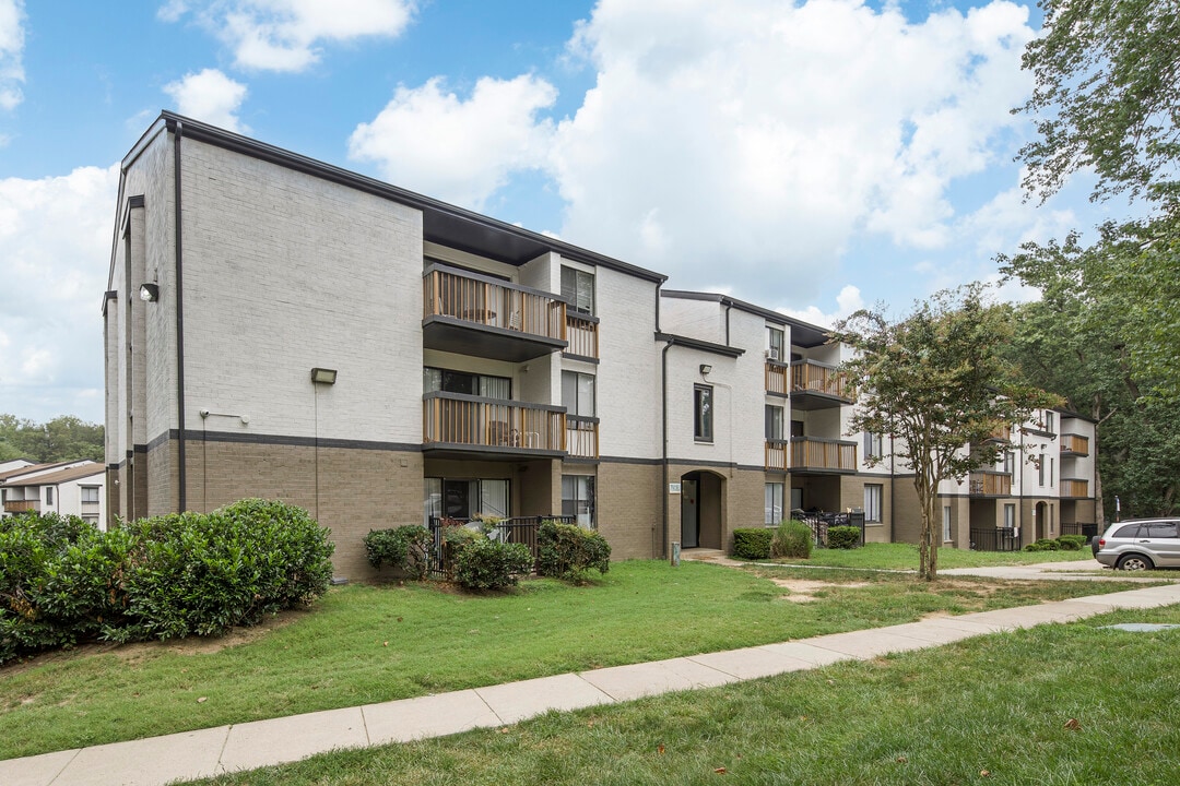 Vistas of Annandale in Annandale, VA - Foto de edificio