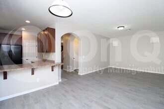 947 S Utilis Dr in Gilbert, AZ - Building Photo - Building Photo
