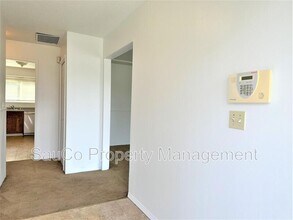 19750 SW Pike St in Beaverton, OR - Building Photo - Building Photo