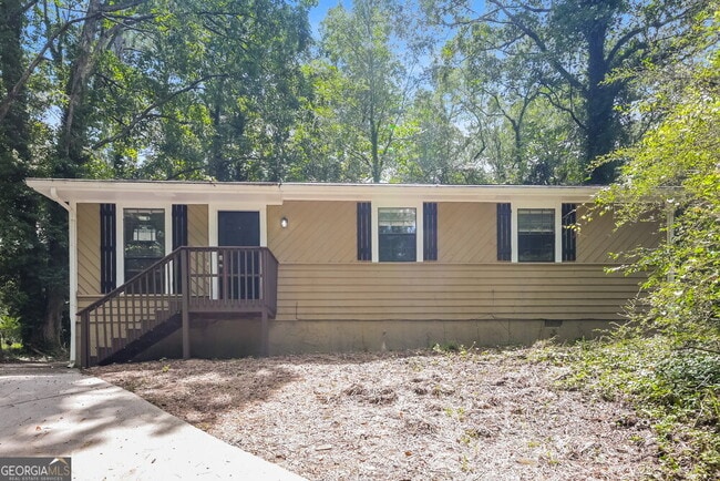 property at 889 Ralph Rd SE