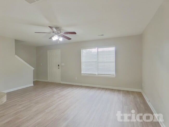 325 Hampton Ridge Dr in Greer, SC - Building Photo - Building Photo