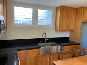 2349 Palolo Ave in Honolulu, HI - Building Photo - Building Photo