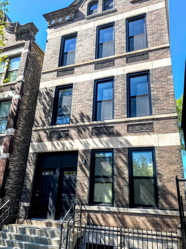 property at 1726 W 19th St