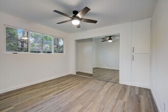 6th and Raymond in Santa Monica, CA - Foto de edificio - Building Photo