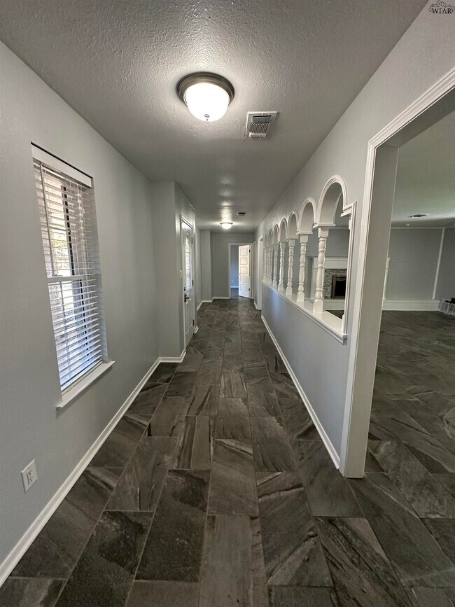 4513 Martinique in Wichita Falls, TX - Building Photo - Building Photo